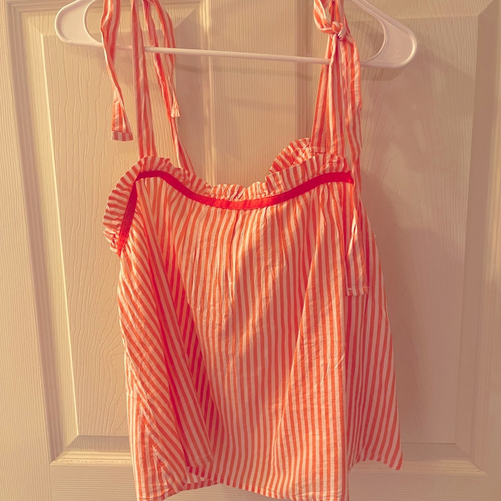 Aerie never worn top - size S. Ties are adjustable. Smoke free home